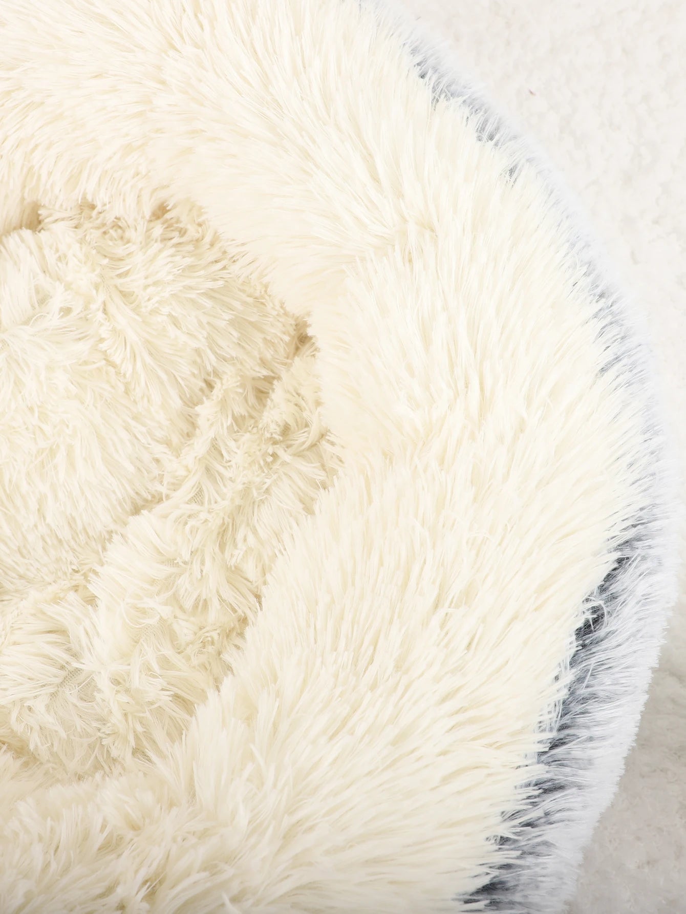 Donut Dog Bed for Large Dogs Plush Beds Pets Round Accessories Small Basket Sofa Baskets Pet Big Cushion Supplies Puppy Mat Cats